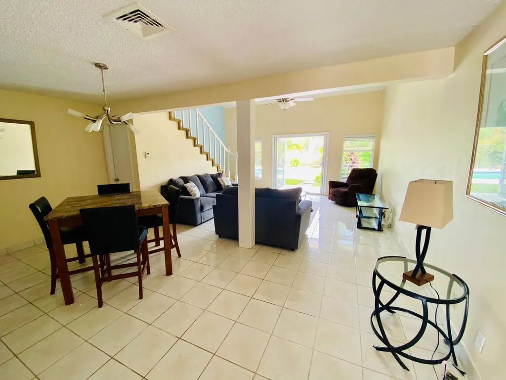 Lancaster Place, Freeport 24 Grand Bahama Freeport BS