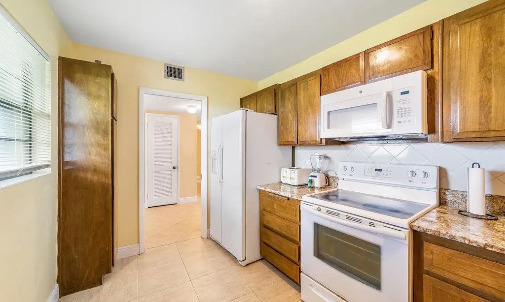 Silver Point Condo Grand Bahama Freeport BS