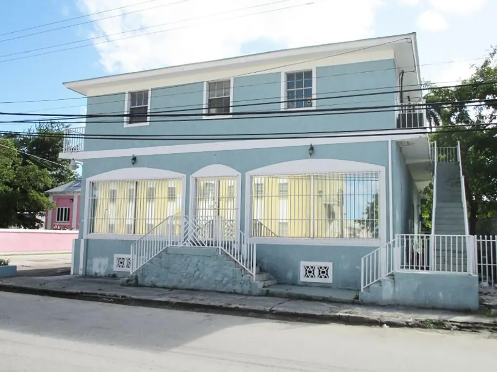 Unit #4 Dowdeswell Street New Providence Paradise Island BS