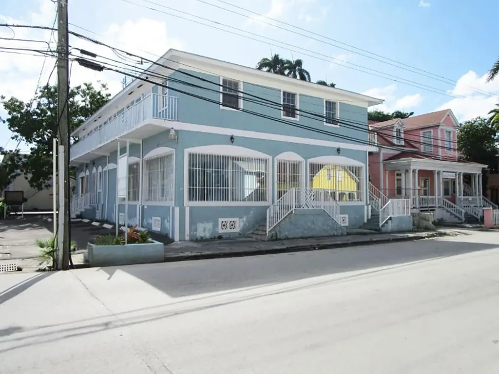 Unit #4 Dowdeswell Street New Providence Paradise Island BS