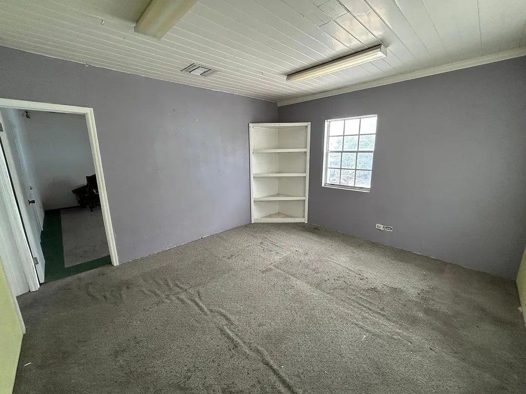 Unit #4 Dowdeswell Street New Providence Paradise Island BS