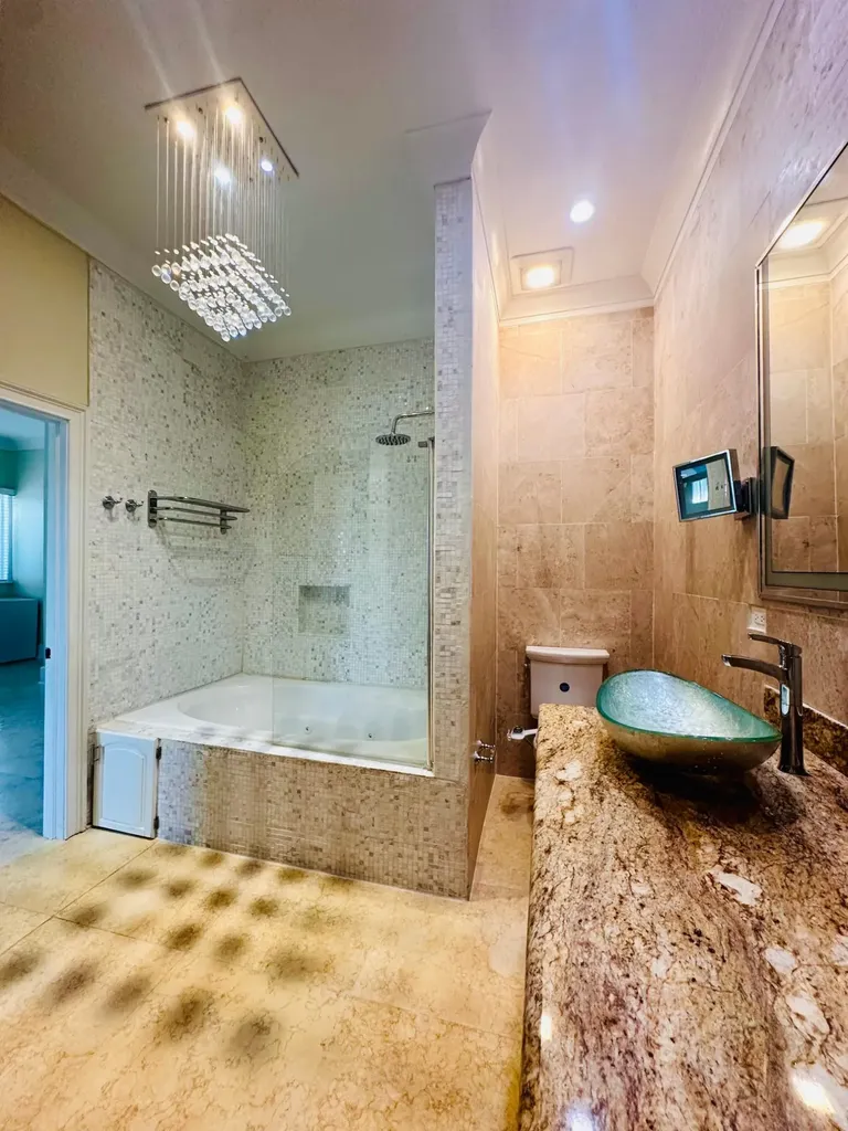 Jacaranda Close 21 New Providence Paradise Island BS