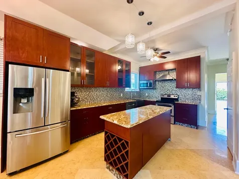 Jacaranda Close 21 New Providence Paradise Island BS