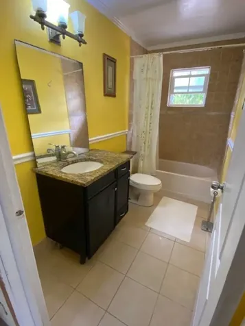 Pelican Road Yeoman Wood 17 Grand Bahama Freeport BS