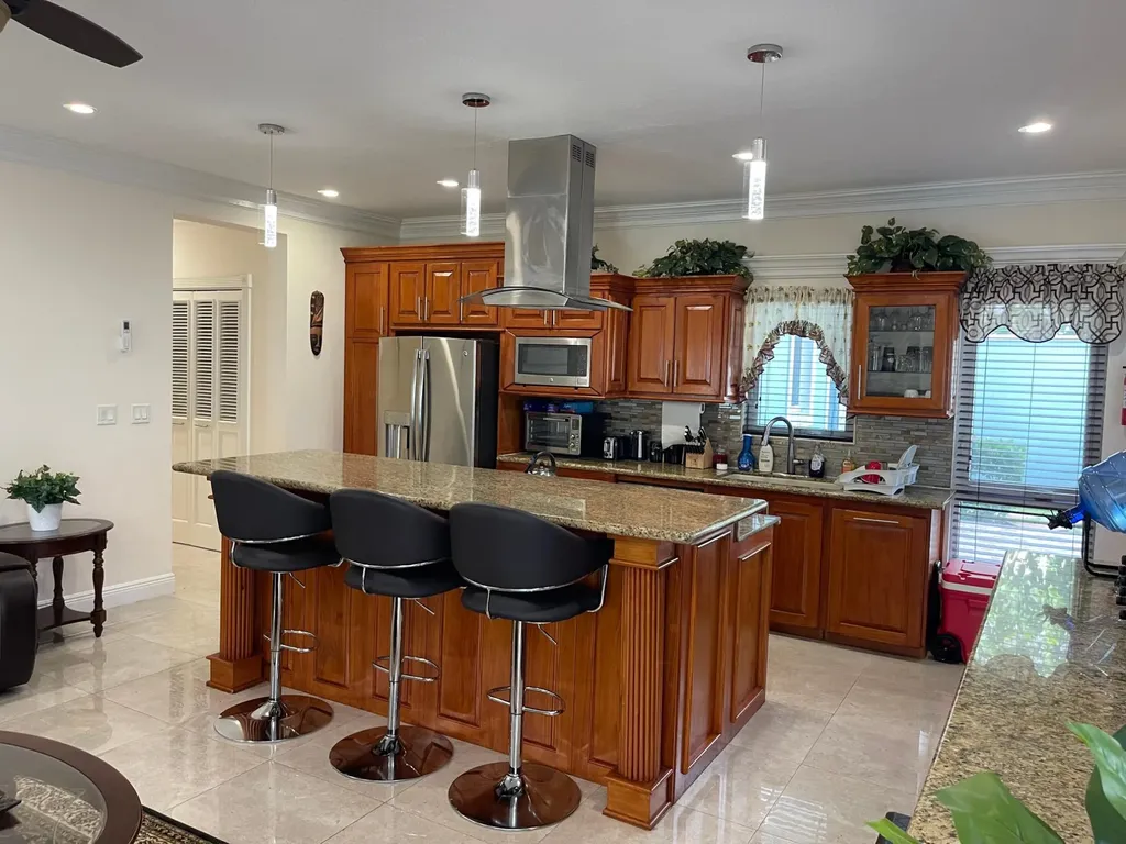 450 West Winds Townhouse New Providence Paradise Island BS