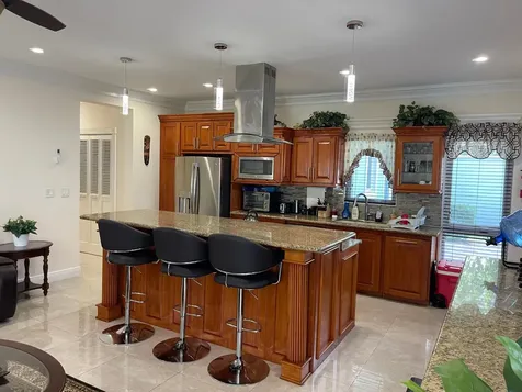 450 West Winds Townhouse New Providence Paradise Island BS