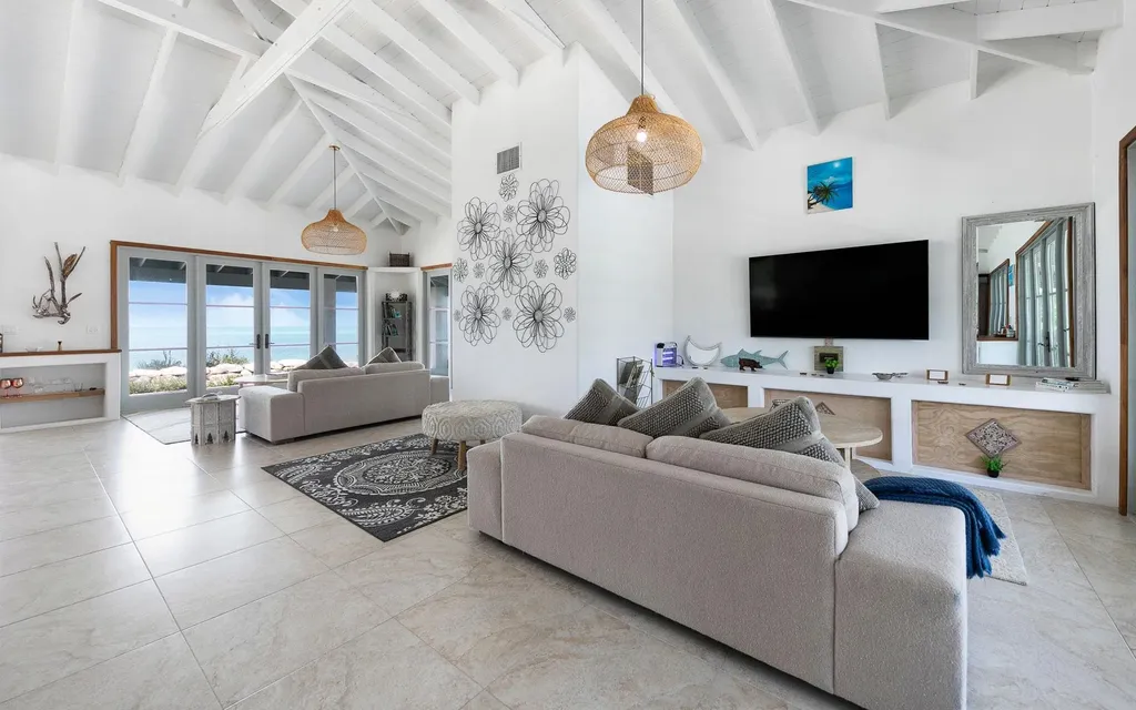 Narikela Estate Staniel Cay Exuma BS