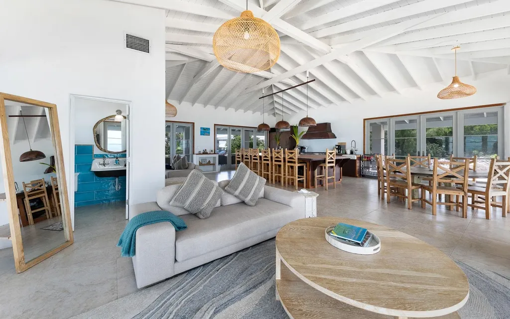 Narikela Estate Staniel Cay Exuma BS