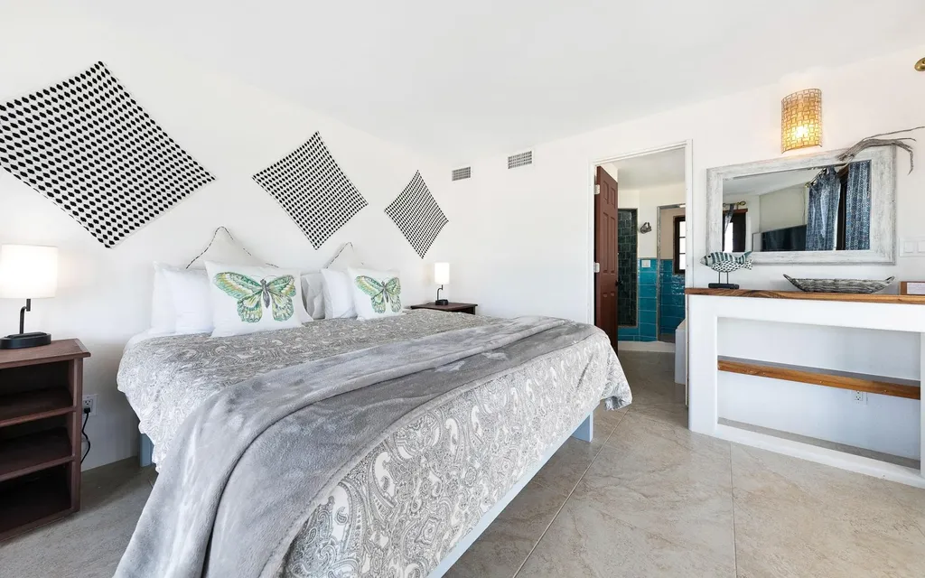 Narikela Estate Staniel Cay Exuma BS