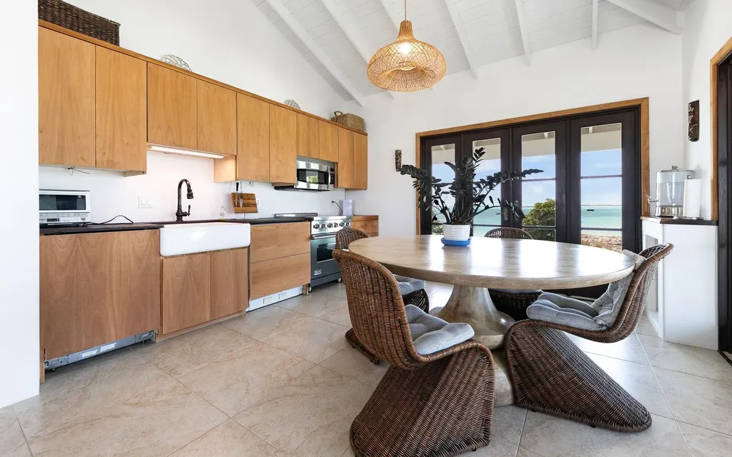 Narikela Estate Staniel Cay Exuma BS