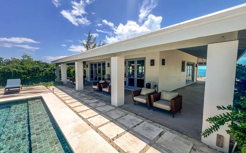 Narikela Estate Staniel Cay Exuma BS