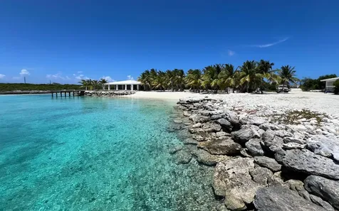Narikela Estate Staniel Cay Exuma BS
