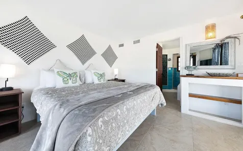 Narikela Estate Staniel Cay Exuma BS