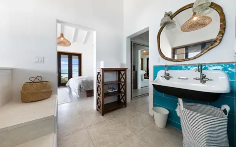 Narikela Estate Staniel Cay Exuma BS