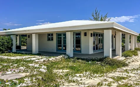 Narikela Estate Staniel Cay Exuma BS