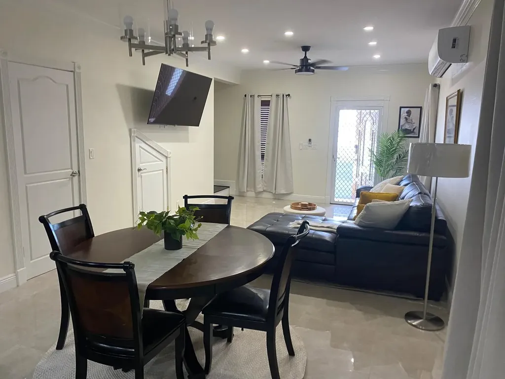 450 West Winds Duplex Townhouse New Providence Paradise Island BS