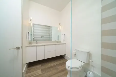 4 Marina Way New Providence Paradise Island BS