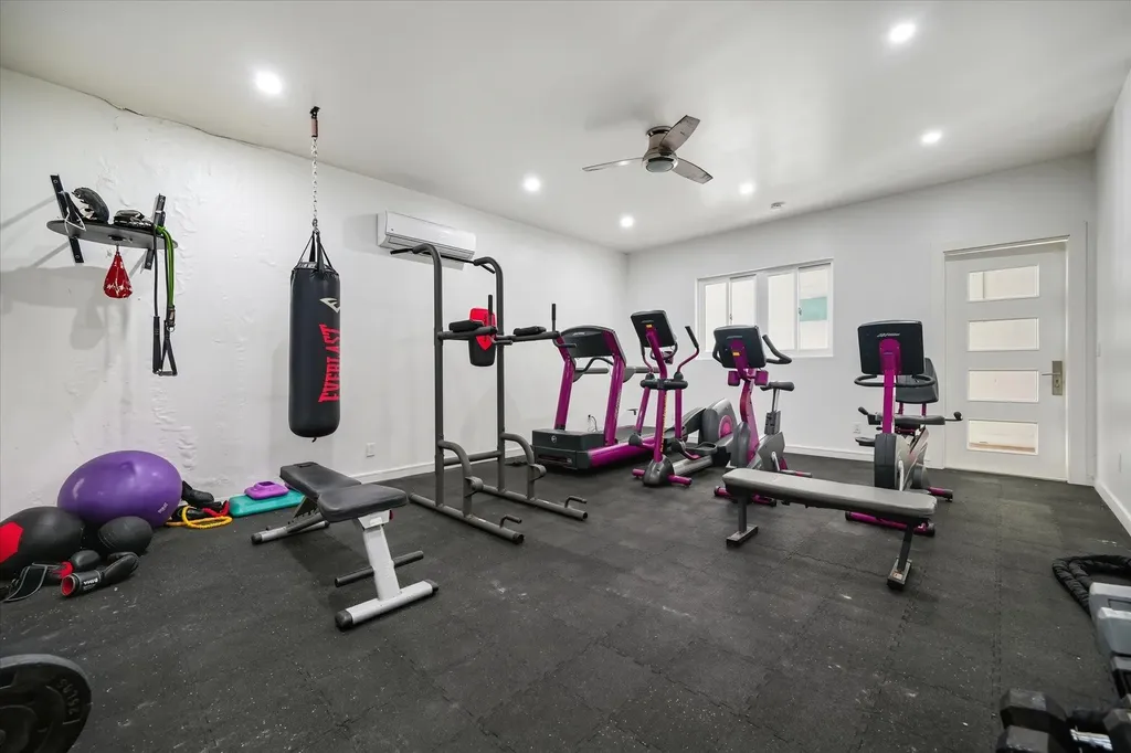 14 Miramar West New Providence Paradise Island BS