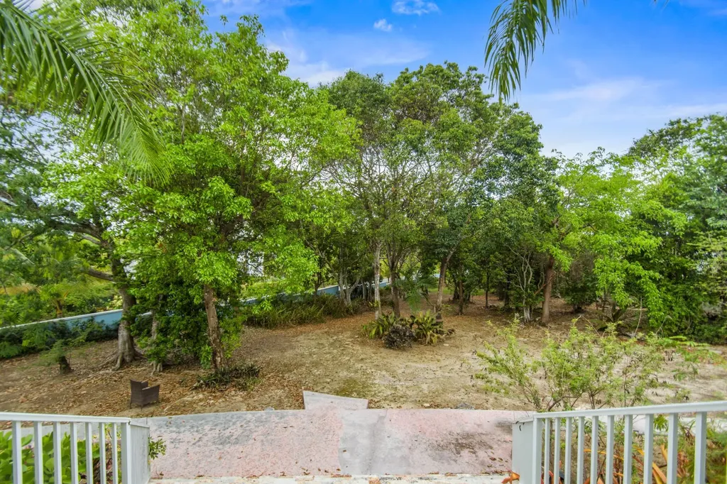 Westridge Estates 99 New Providence Paradise Island BS