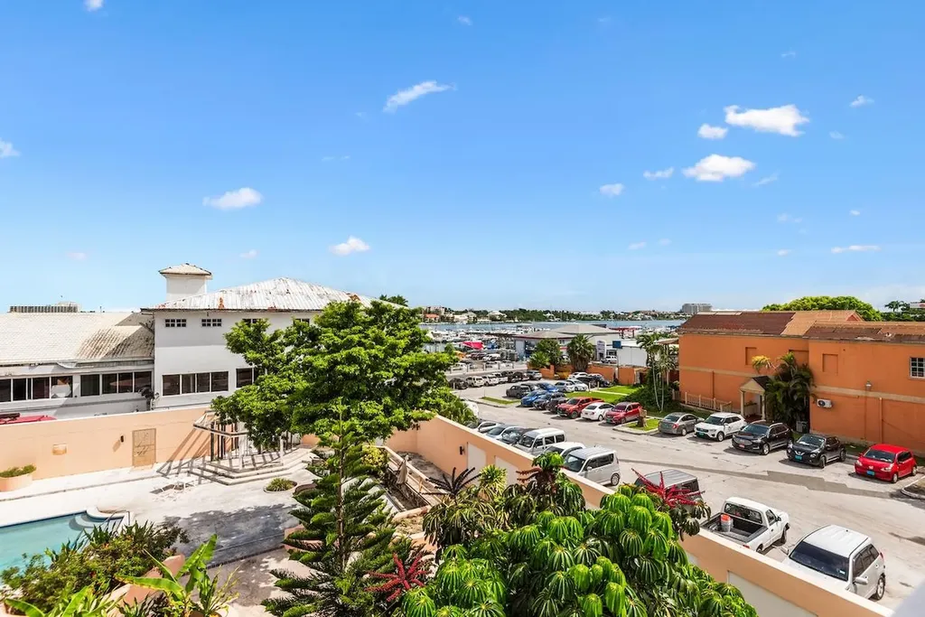 Unit 301 Pilot House New Providence Paradise Island BS