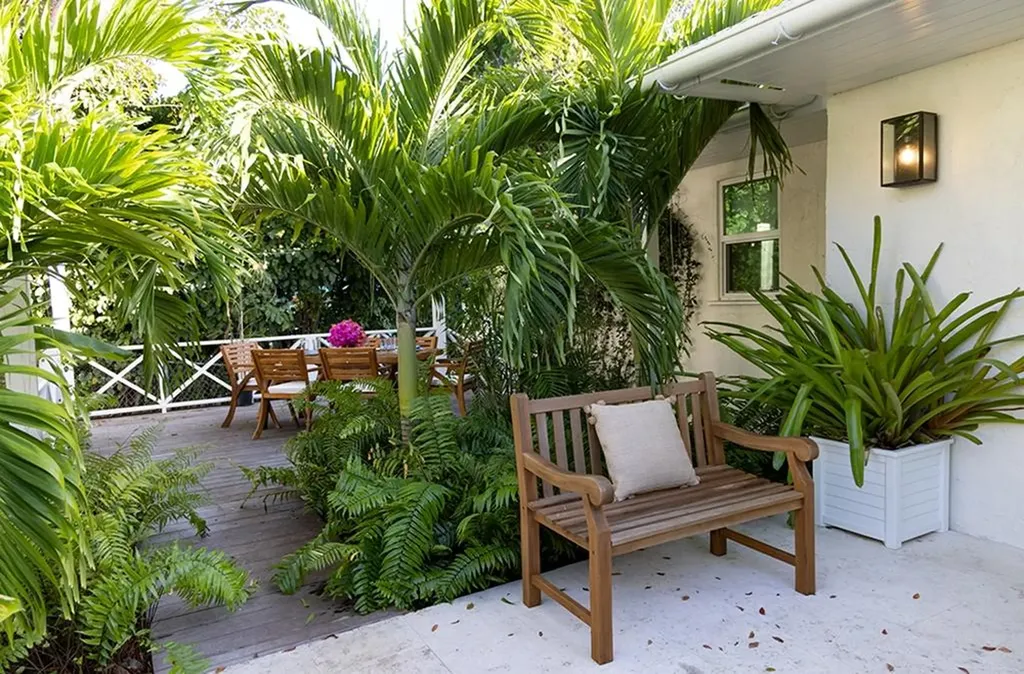 Arawak Drive Eleuthera BS