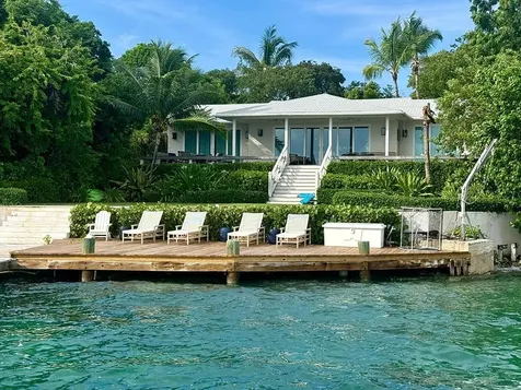 Arawak Drive Eleuthera BS