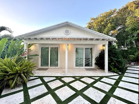 Arawak Drive Eleuthera BS