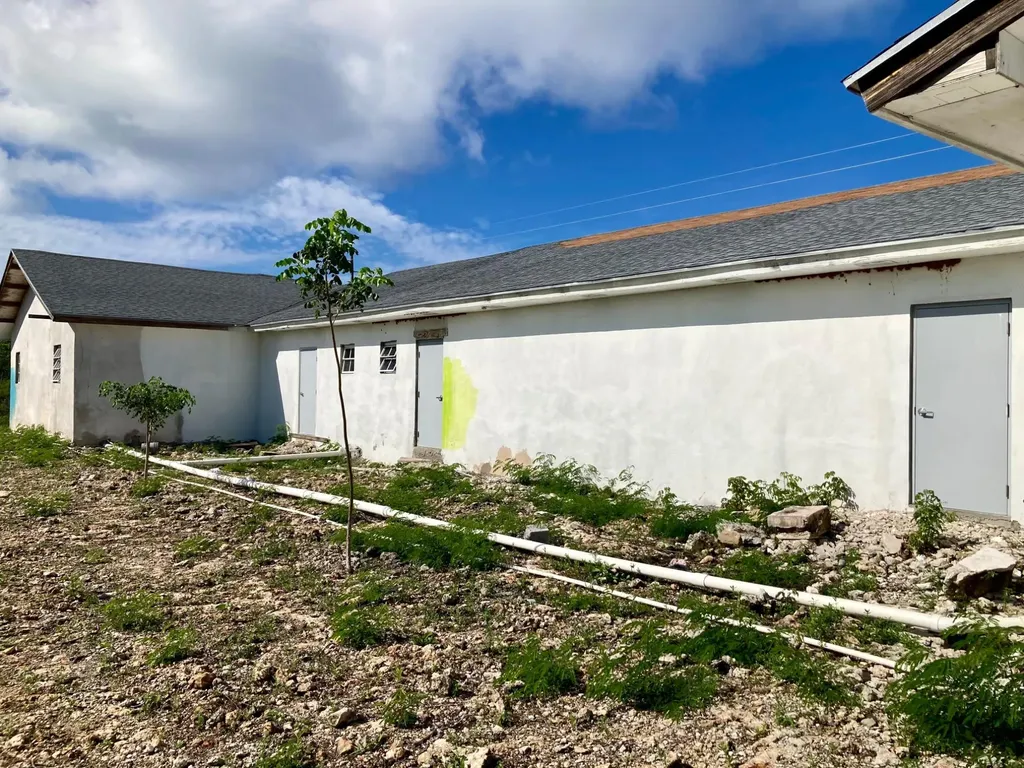 Gregory Town Commercial Center, Eleuthera Eleuthera BS