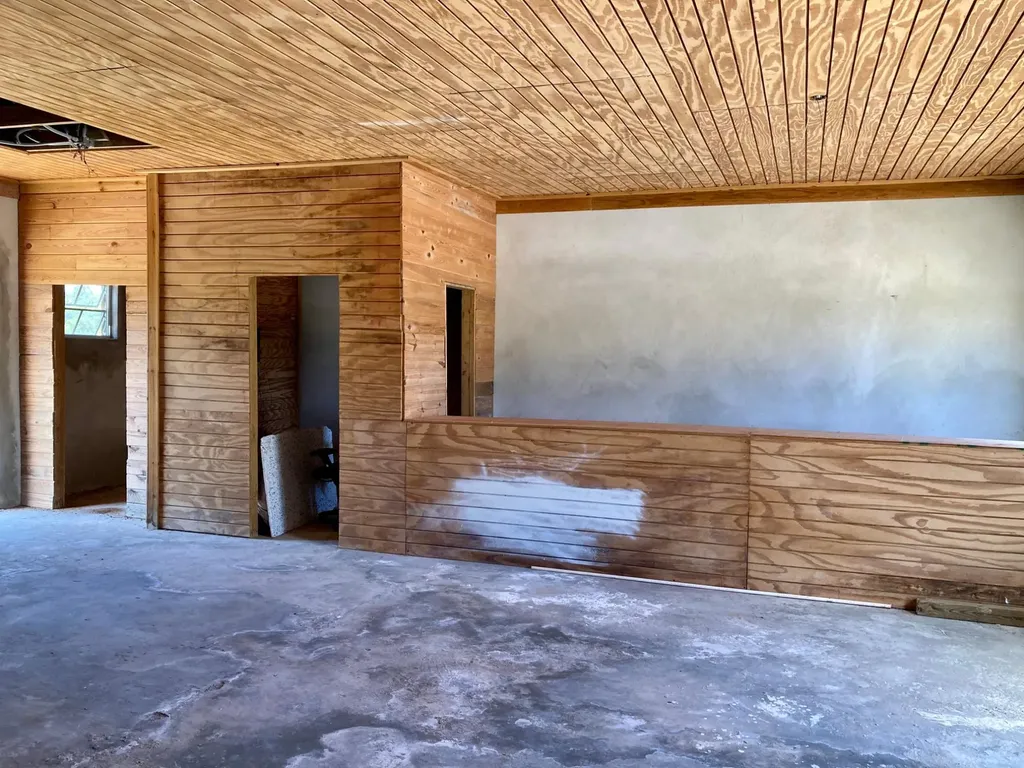 Gregory Town Commercial Center, Eleuthera Eleuthera BS