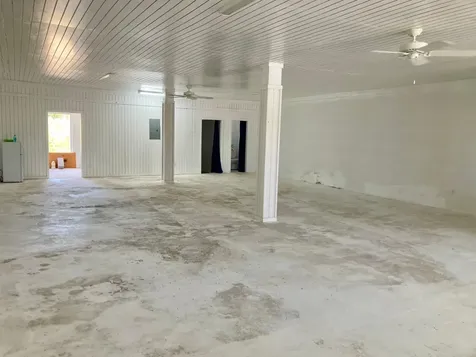 Gregory Town Commercial Center, Eleuthera Eleuthera BS