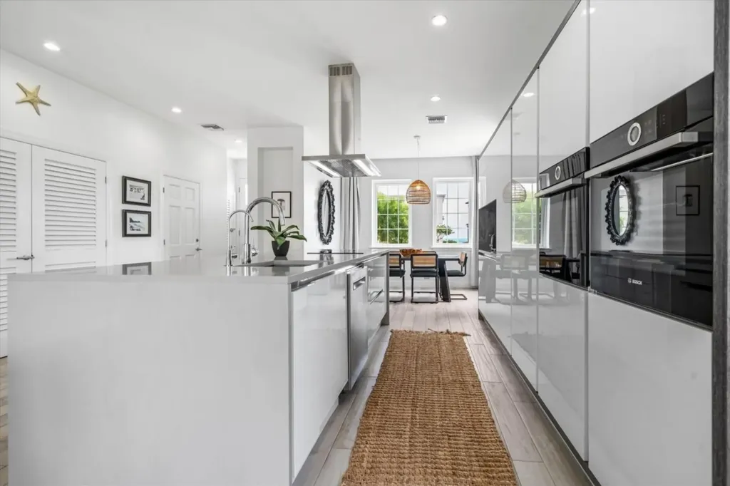 801 Starfish Isle New Providence Paradise Island BS