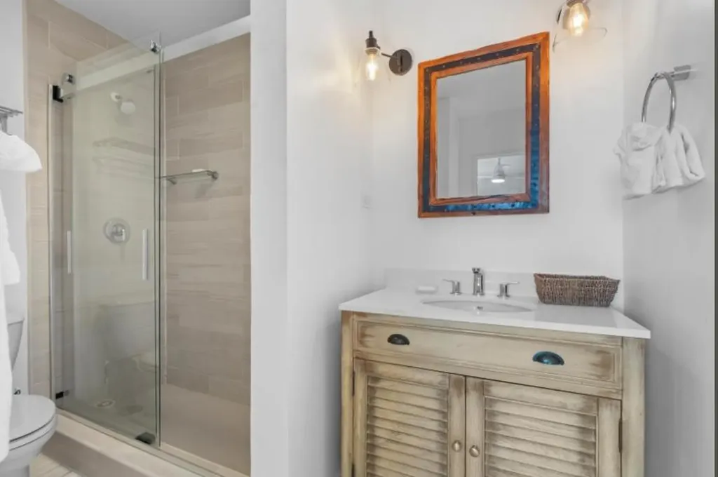 West Bay Street 912 New Providence Paradise Island BS