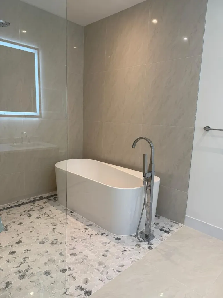 Dragon Fly Drive South Ocean New Providence Paradise Island BS