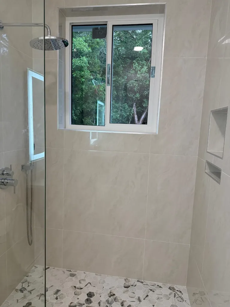 Dragon Fly Drive South Ocean New Providence Paradise Island BS