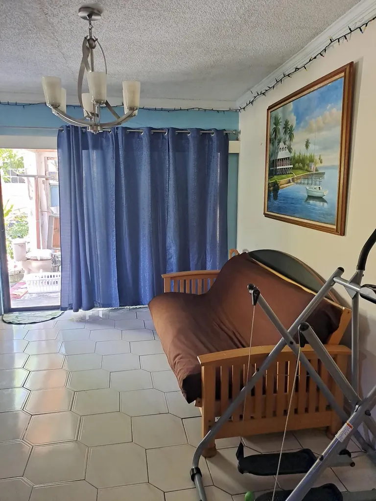 Roberts Boulevard 18 New Providence Paradise Island BS