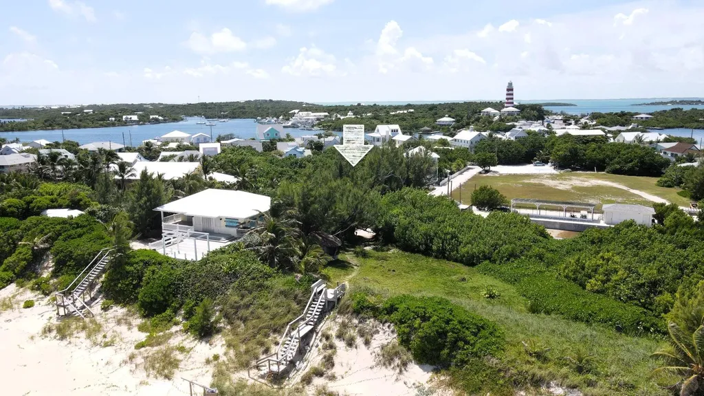 4 Hope Town Lighthouse Abaco BS