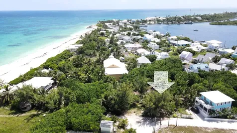 4 Hope Town Lighthouse Abaco BS