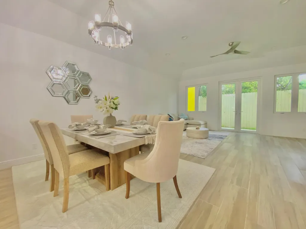 Dunmore Court New Providence Paradise Island BS