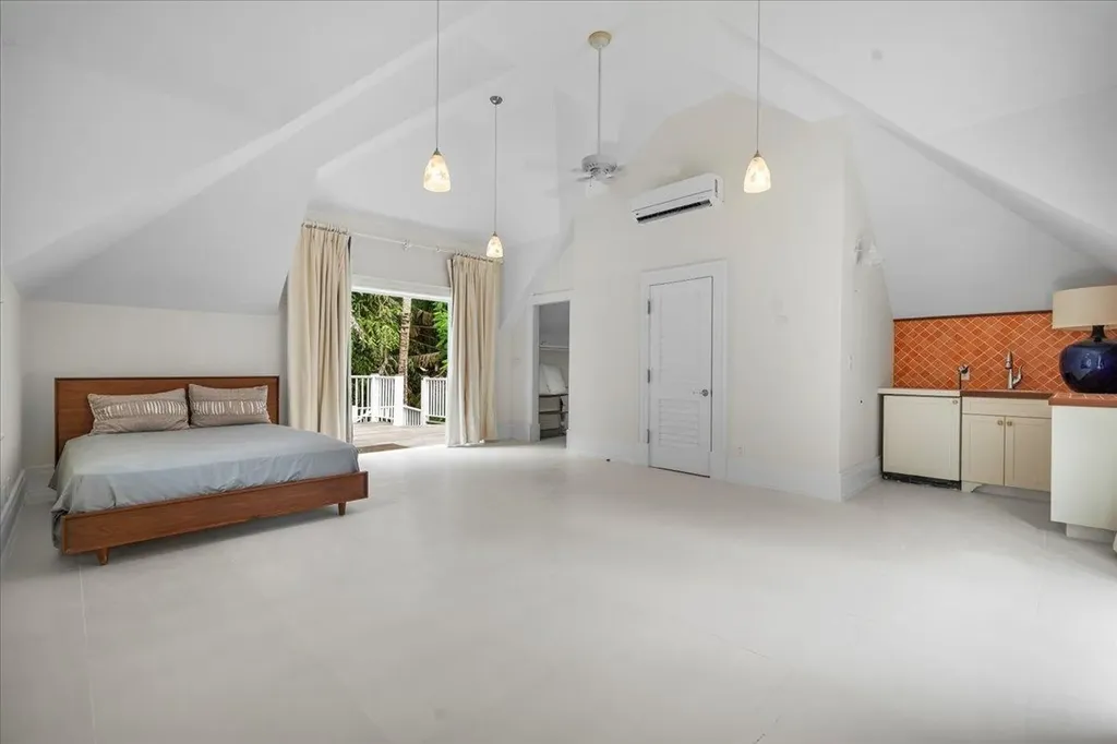 Club Drive Blue Water New Providence Paradise Island BS