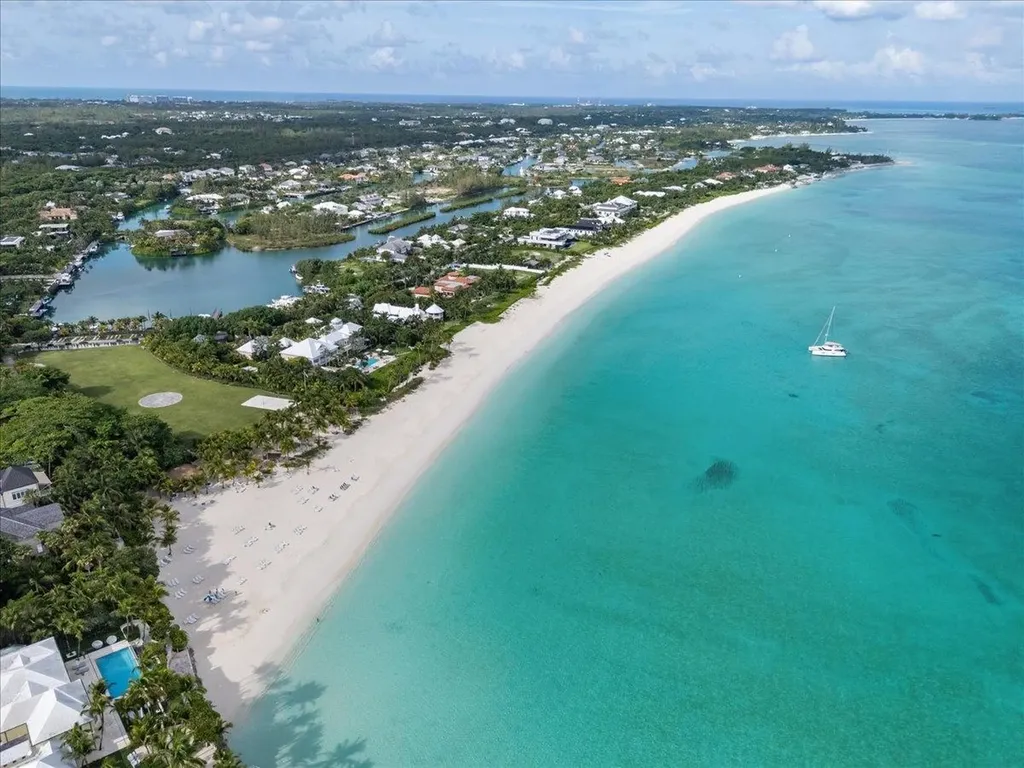 Club Drive Blue Water New Providence Paradise Island BS