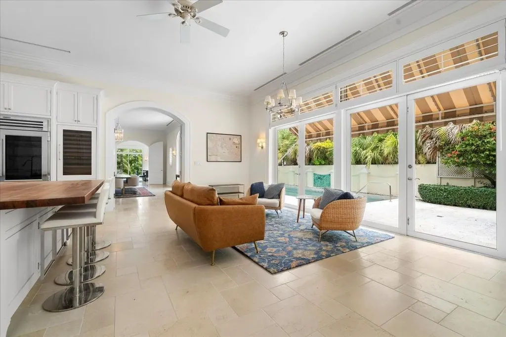 Club Drive Blue Water New Providence Paradise Island BS