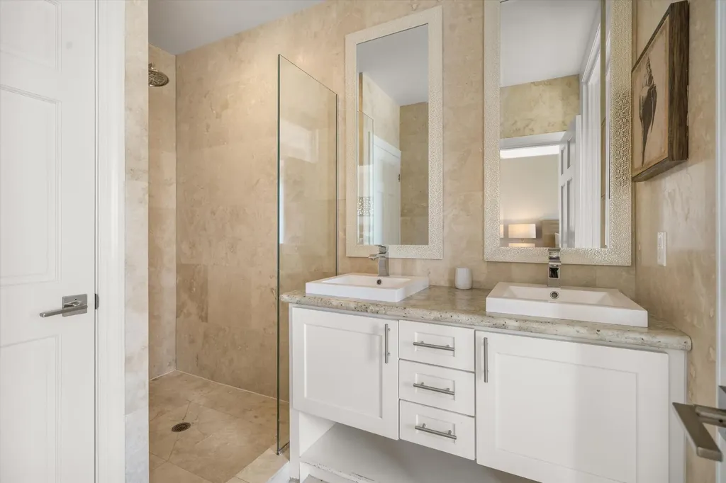 Starfish Isle New Providence Paradise Island BS