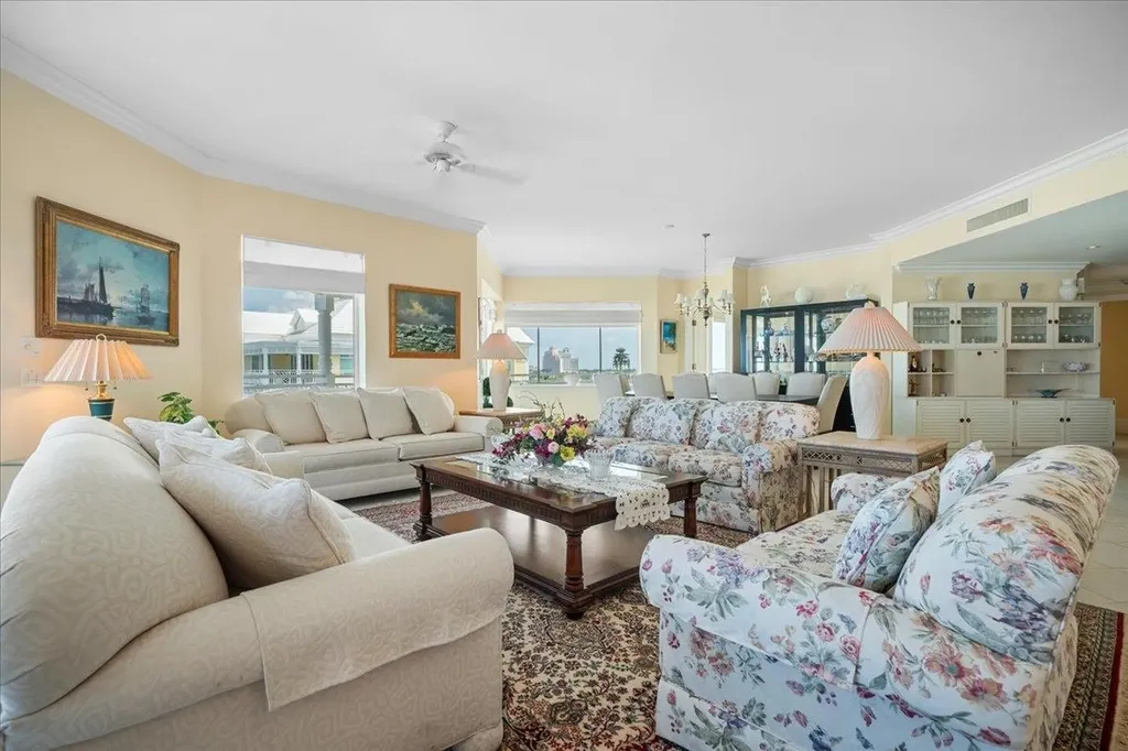 Penthouse 7 Bayroc New Providence Paradise Island BS