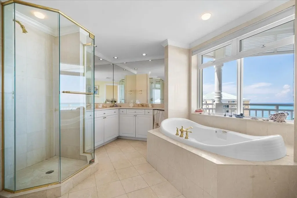 Penthouse 7 Bayroc New Providence Paradise Island BS