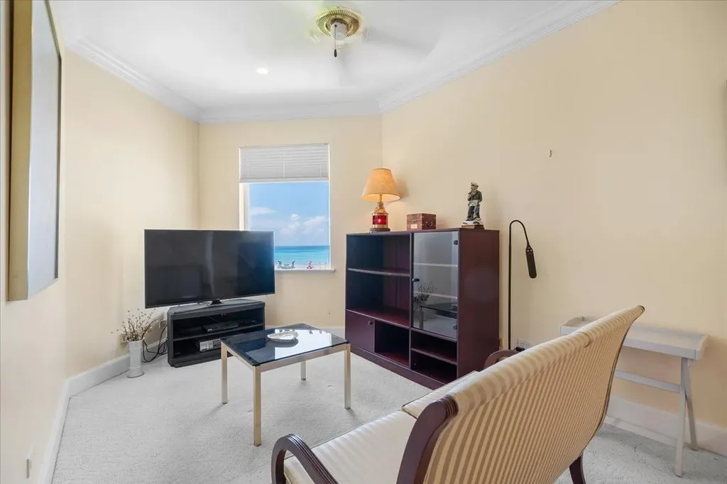 Penthouse 7 Bayroc New Providence Paradise Island BS