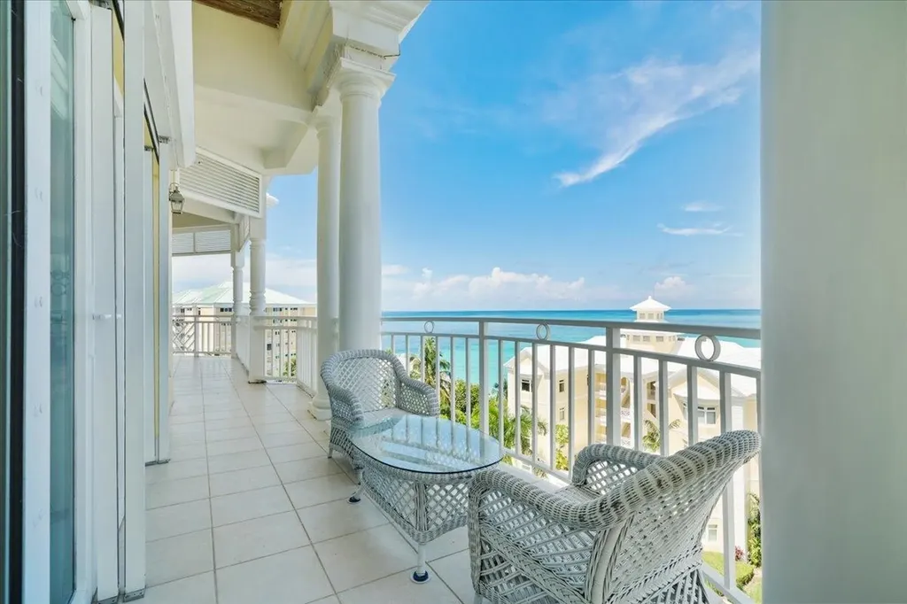 Penthouse 7 Bayroc New Providence Paradise Island BS
