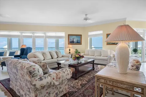 Penthouse 7 Bayroc New Providence Paradise Island BS