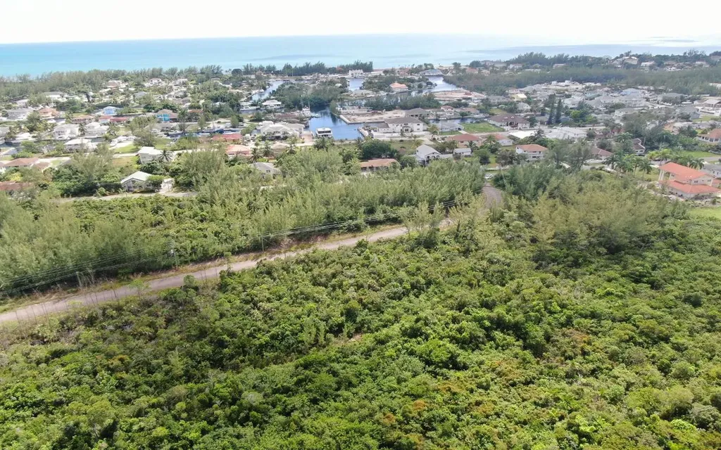 4 Coral Harbour Waterways New Providence Paradise Island BS