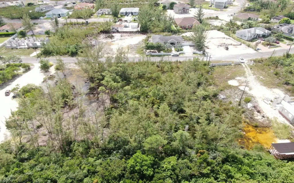 4 Coral Harbour Waterways New Providence Paradise Island BS