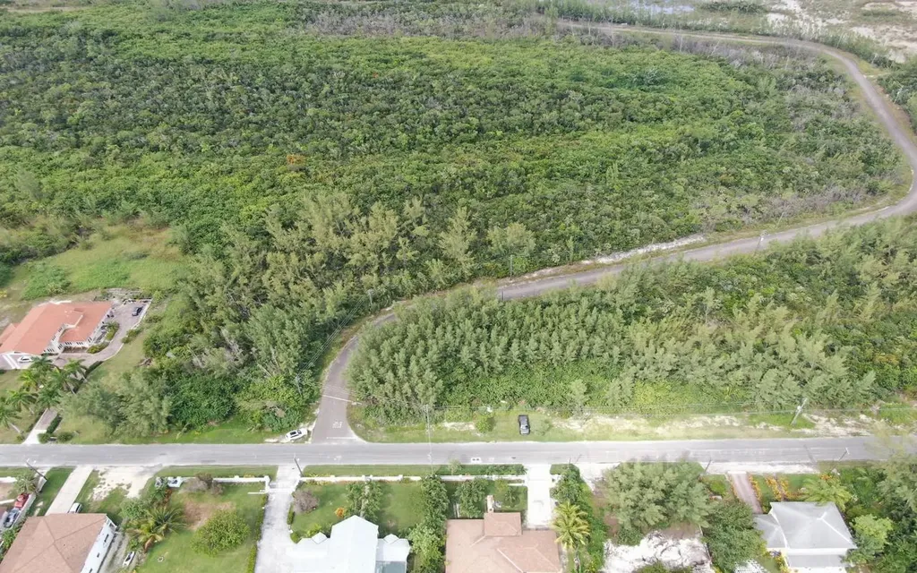 4 Coral Harbour Waterways New Providence Paradise Island BS